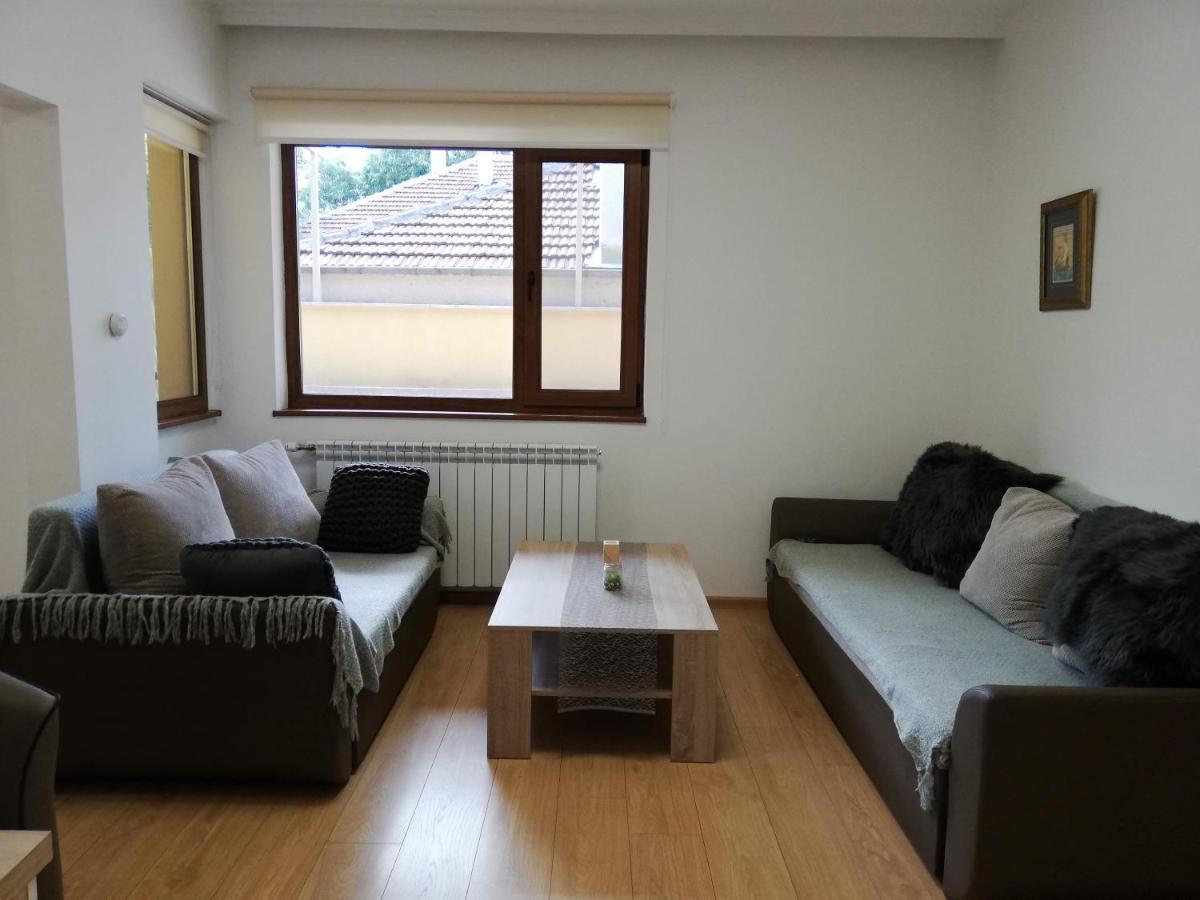 The Yellow House Stara Zagora Luaran gambar